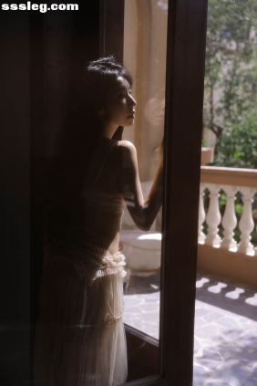 [YITUYU艺图语]2025.08.18 上午十点的光 Wendy园子模特[13P41M]