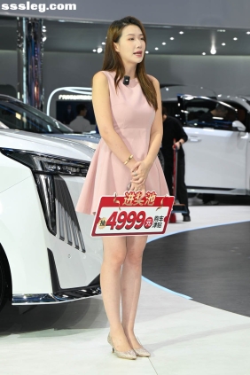 街拍作品 甜美动人粉色系[74P1.31G]