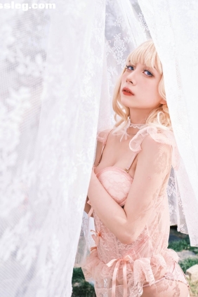 [YITUYU艺图语]2025.05.12 阳光彩虹金发少女 琴玖久[29P1.58G]