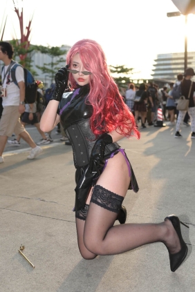 街拍作品 黑胶cos美女[100P1.80G]