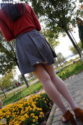 [SIEE丝意] No.010 鱼鱼 花丛中的肉丝[56P106M]