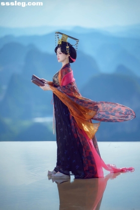 [YITUYU艺图语]2025.07.31 千里江山图 龙妹儿[13P210M]