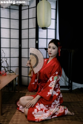 [YITUYU艺图语]2025.07.22 绯色一壶 小甜[17P232M]