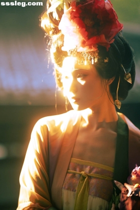 [YITUYU艺图语]2025.04.21 于梦中窥见大唐荣光 越月[29P1.57G]