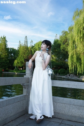 [YITUYU艺图语]2025.07.23 济南大明湖写真 秋水[40P231M]