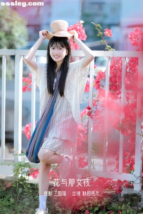 [YITUYU艺图语]2023.01.05 花与那女孩 秋阳邑禾[24P277M]