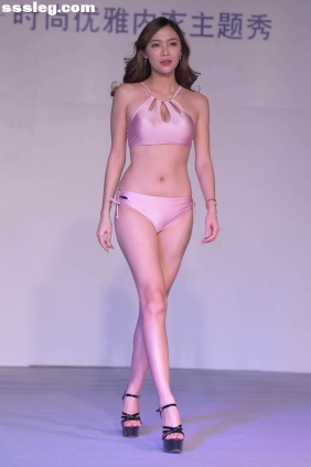 街拍作品 内衣展25[137P2.74G]