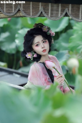 [YITUYU艺图语]2025.07.19 泛舟 蓁蓁爱吃辣[15P153M]