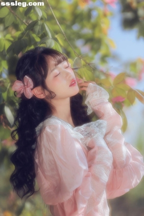 [YITUYU艺图语]2025.11.04 粉色梦境 Fish-Lam[13P153M]