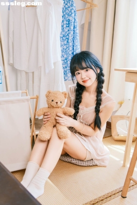 [YITUYU艺图语]2025.08.26 日系少女居家拍照 小梨花儿[27P464M]