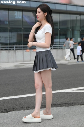 街拍作品 甜美T恤百褶裙[188P3.01G]