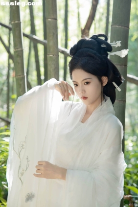 [YITUYU艺图语]2025.11.25 竹青林深 陈十二ing[48P370M]