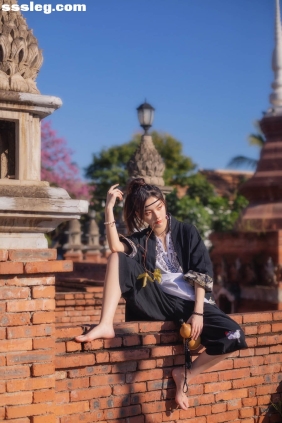 [YITUYU艺图语]2025.06.21 大金塔下的少年 徐十七嘛[17P225M]