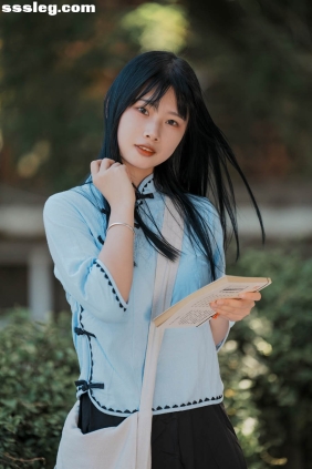 [YITUYU艺图语]2025.10.30 日系人像拍摄 霜降[24P294M]