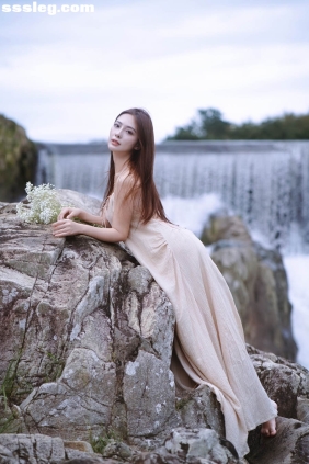 [YITUYU艺图语]2025.06.15 瀑边仙踪 颖儿YY[42P1.53G]