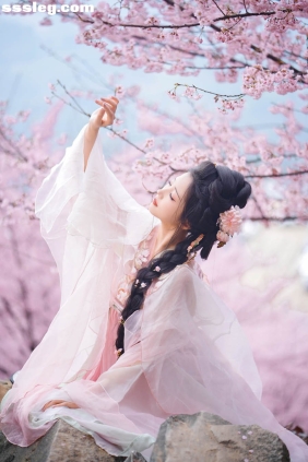 [YITUYU艺图语]2025.04.28 春日樱 兔牙w[19P400M]