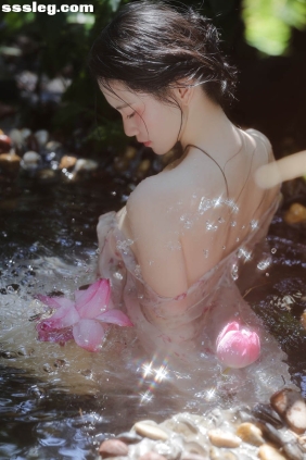 [YITUYU艺图语]2025.07.20 夏莲 Naomi[13P247M]