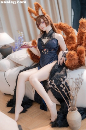 屿鱼 碧蓝航线 天城礼服[65P150M]