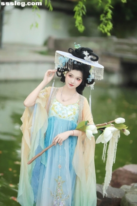 [YITUYU艺图语]2025.10.17 花神 青城一玲[11P119M]