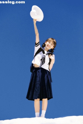 [YITUYU艺图语]2025.09.14 蓝天制服少女 顾林x[15P29M]