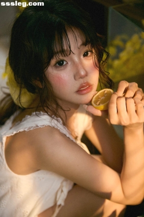 [YITUYU艺图语]2025.06.11 柠檬味的夏天 小欣一一[13P144M]