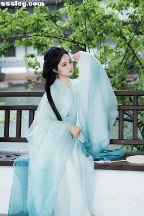 [YITUYU艺图语]2025.08.09 烟云蒙蒙 小欧O[19P479M]