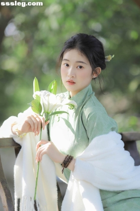 [YITUYU艺图语]2025.04.30 温润如玉 哇塞鱼鱼[21P189M]