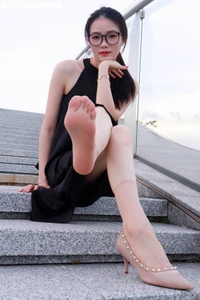 个人约拍 No.018 眼镜小妹[258P+55V4.30G]