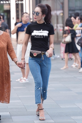 街拍作品 牛仔裤飒爽显身材[21P382M]