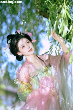 [YITUYU艺图语]2025.05.01 初夏游园记 甜心芽芽[29P668M]