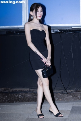 街拍作品 极品美腿玉足包臀裙[216P1.48G]