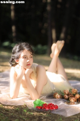 [YITUYU艺图语]2025.06.24 水果午后 不爱吃葱星人_[13P200M]