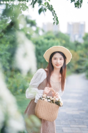 [YITUYU艺图语]2025.11.03 日系人像拍摄 xxSs[15P173M]