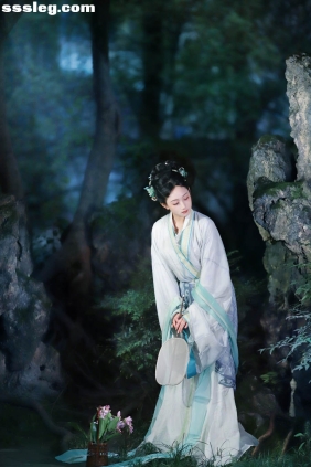 [YITUYU艺图语]2025.04.12 扇仙 小王碎彬彬[13P143M]