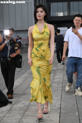 街拍作品 淡雅黄色长裙[88P1.42G]