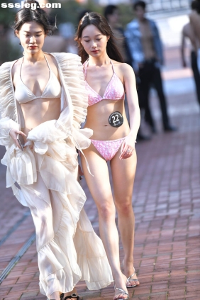 街拍作品 内衣展08[63P1.54G]