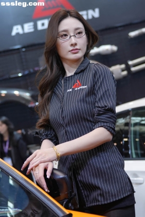 街拍作品 衬衫制服搭配[166P+2V3.54G]