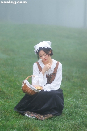 [YITUYU艺图语]2025.06.17 迷雾森林的牧羊少女 鹿离[13P220M]