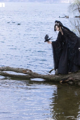 [YITUYU艺图语]2025.04.09 乌鸦拟人 晚晚[35P347M]