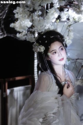 [YITUYU艺图语]2025.09.27 白雀 喵小喵[15P110M]