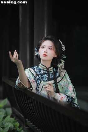 [YITUYU艺图语]2025.07.04 玉阶凝香 _喵喵家的小鱼干_[28P495M]