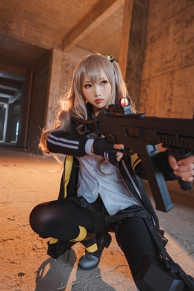 面饼仙儿 UMP45[26P187M]