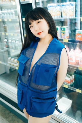 [LOOZY] Doyeon Convenience Store[127P+2V3.17G]