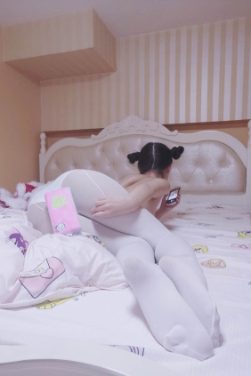 甜美小娇妾 圣诞福利[42P+2V288M]
