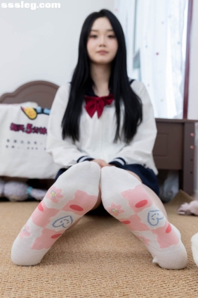 物恋传媒 No.2817 橙子 白棉袜[157P+1V4.05G]