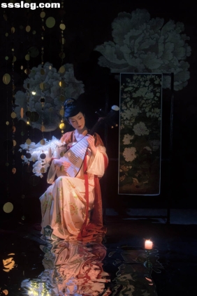 [YITUYU艺图语]2026.02.25 夜宴 蔸小黄鸡[9P95M]
