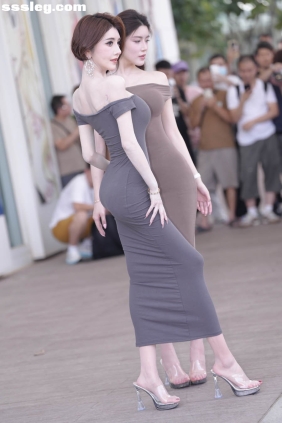 街拍作品 灰裙小喵大宝[178P1.94G]