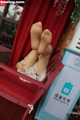 [MussGirl慕丝女郎] 第300期 ICU 下[56P71M]